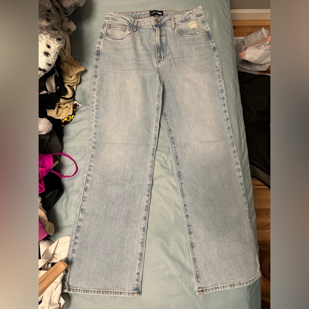 Light wash Fashion Nova high rise straight leg jean